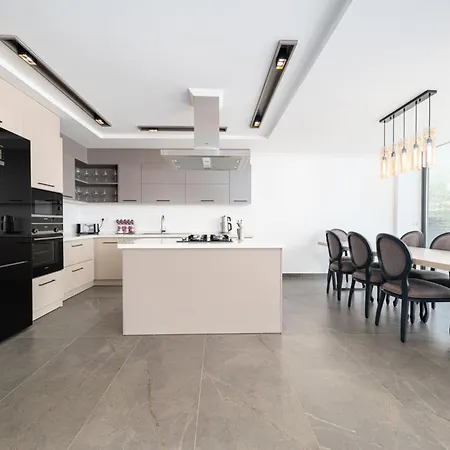 Villa Sleeps 8 With Pool Air Con And Wifi Kalkan