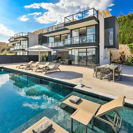 Villa Sleeps 8 With Pool Air Con And Wifi Kalkan